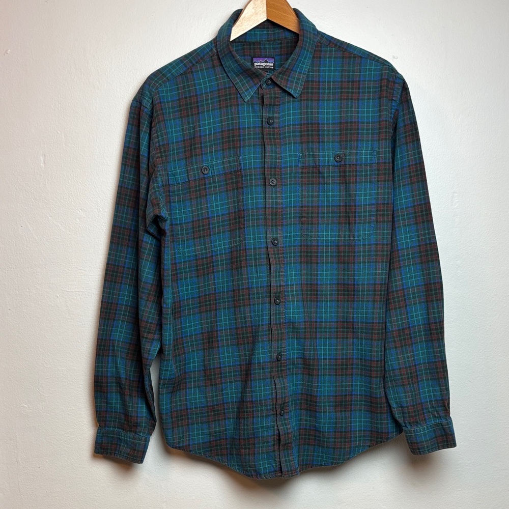 Patagonia Men's Medium Long‎ Sleeved Pima Cotton Shirt #53837 Blue Red Plaid